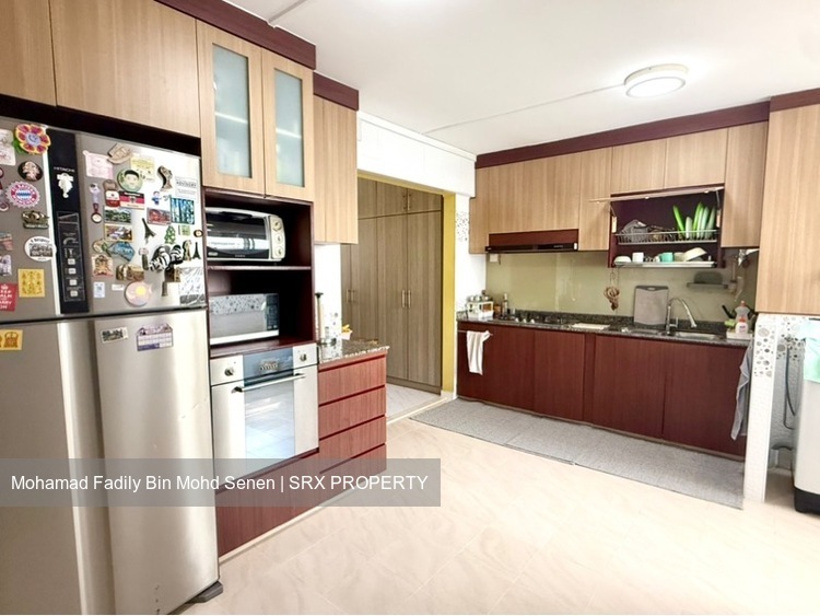 Blk 132 Geylang East Grove (Geylang), HDB Executive #500520191